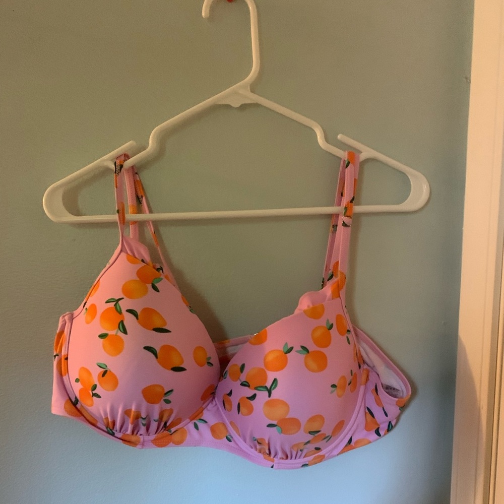 Orange 🍊 swim top